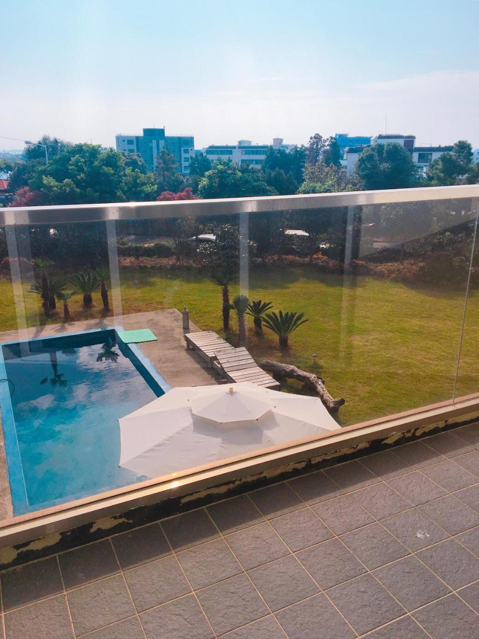 New Heaven Jeju Villa Seogwipo Exterior photo